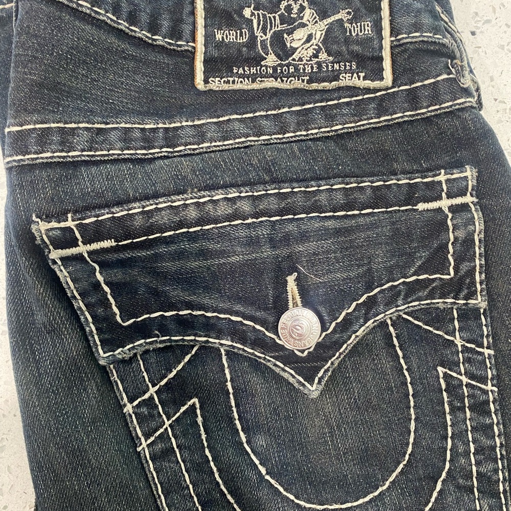 True Religion Women's Indigo Straight Leg Jeans USED
